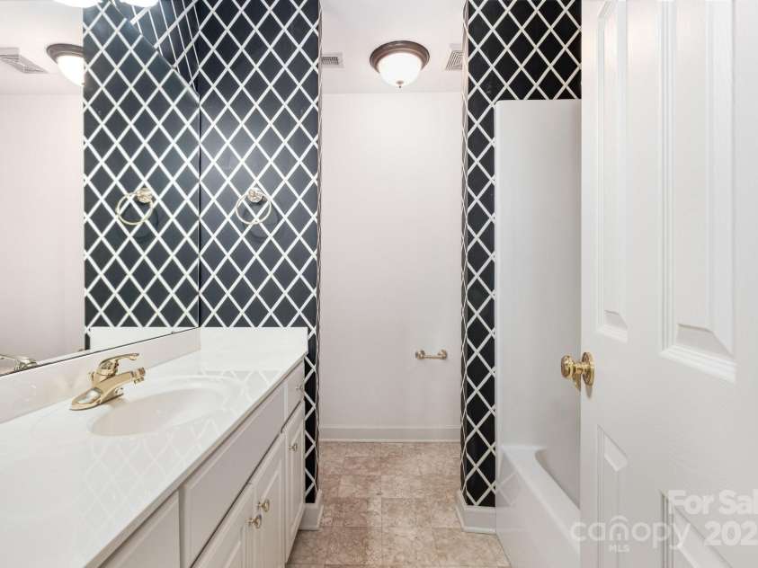 1209 South Street, Gastonia, NC 28052.  MLS# CAR4299236, YatesRealty ID 22725. 