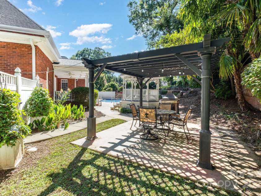 1209 South Street, Gastonia, NC 28052.  MLS# CAR4299236, YatesRealty ID 22725. 