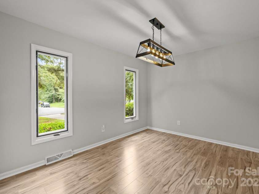 13446 Idlefield Lane, Matthews, NC 28105.  MLS# CAR4260838, YatesRealty ID 22726. 