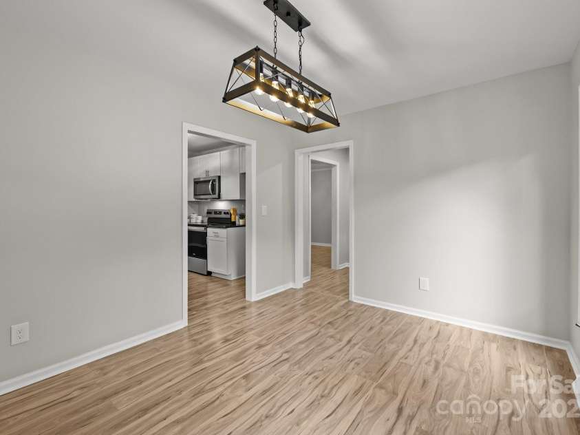 13446 Idlefield Lane, Matthews, NC 28105.  MLS# CAR4260838, YatesRealty ID 22726. 