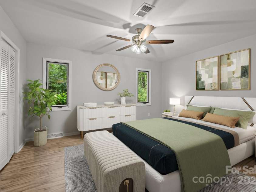13446 Idlefield Lane, Matthews, NC 28105.  MLS# CAR4260838, YatesRealty ID 22726. Primary Bedroom - virtually staged