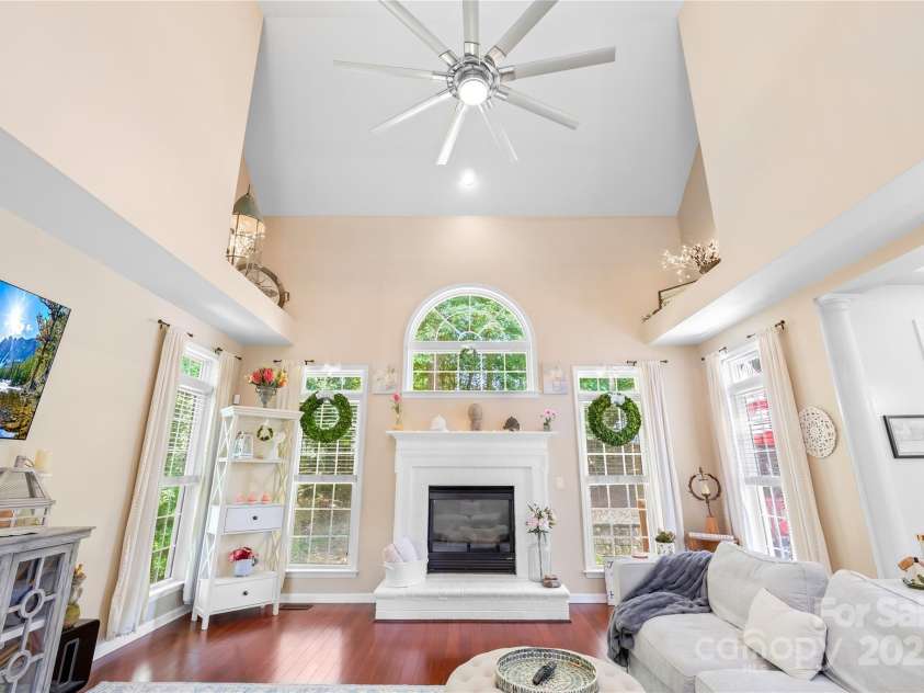 122 Laurel Glen Drive, Mooresville, NC 28115.  MLS# CAR4266976, YatesRealty ID 22728. 