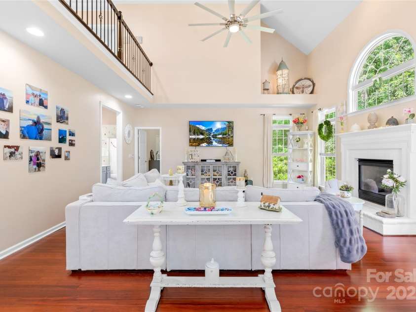 122 Laurel Glen Drive, Mooresville, NC 28115.  MLS# CAR4266976, YatesRealty ID 22728. 