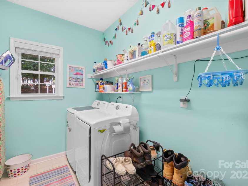 122 Laurel Glen Drive, Mooresville, NC 28115.  MLS# CAR4266976, YatesRealty ID 22728. 