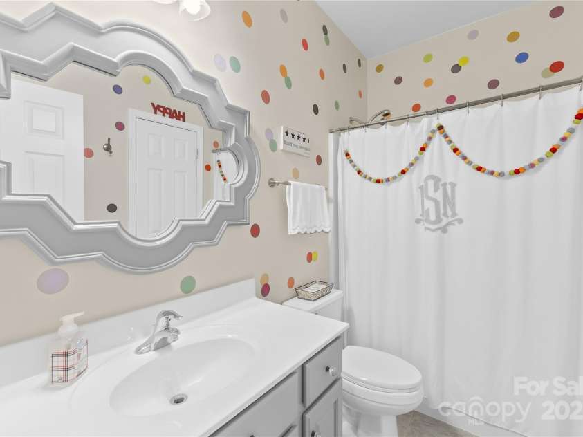 122 Laurel Glen Drive, Mooresville, NC 28115.  MLS# CAR4266976, YatesRealty ID 22728. 