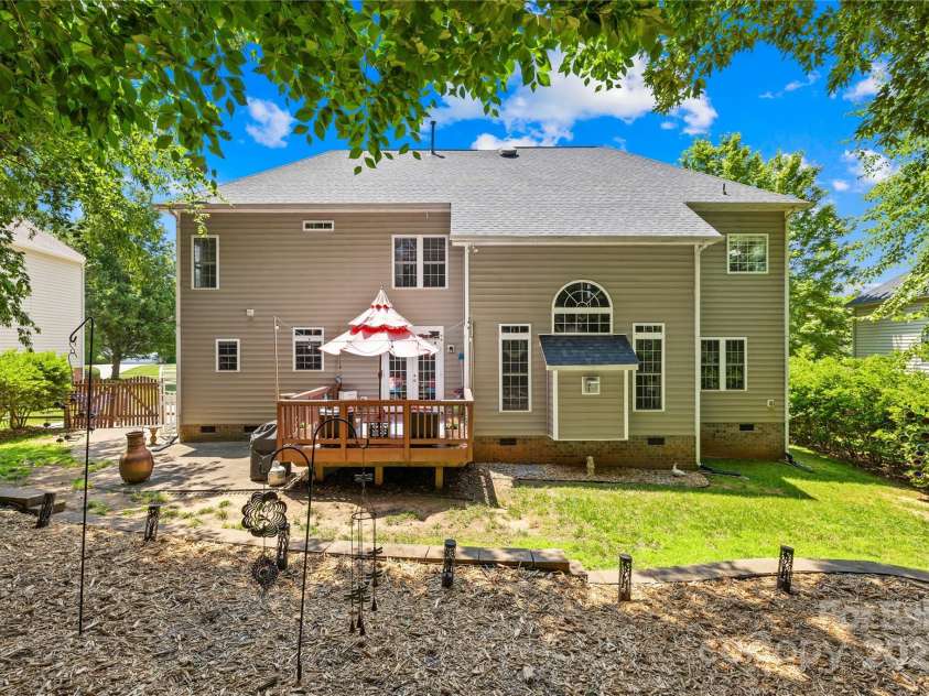 122 Laurel Glen Drive, Mooresville, NC 28115.  MLS# CAR4266976, YatesRealty ID 22728. 