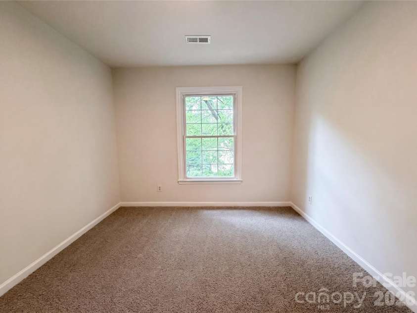 17206 Shadow Bark Drive, Cornelius, NC 28031.  MLS# CAR4378472, YatesRealty ID 22728. 