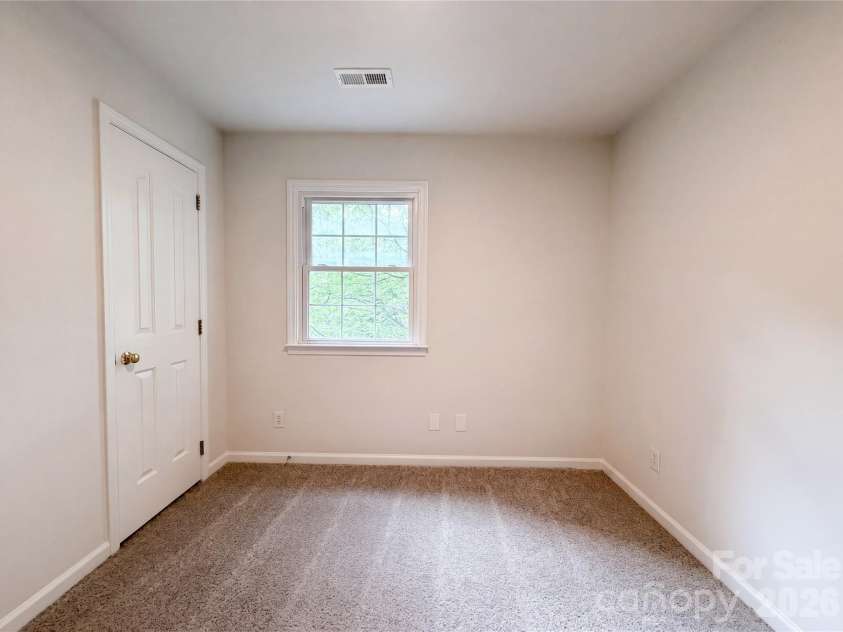 17206 Shadow Bark Drive, Cornelius, NC 28031.  MLS# CAR4378472, YatesRealty ID 22728. 