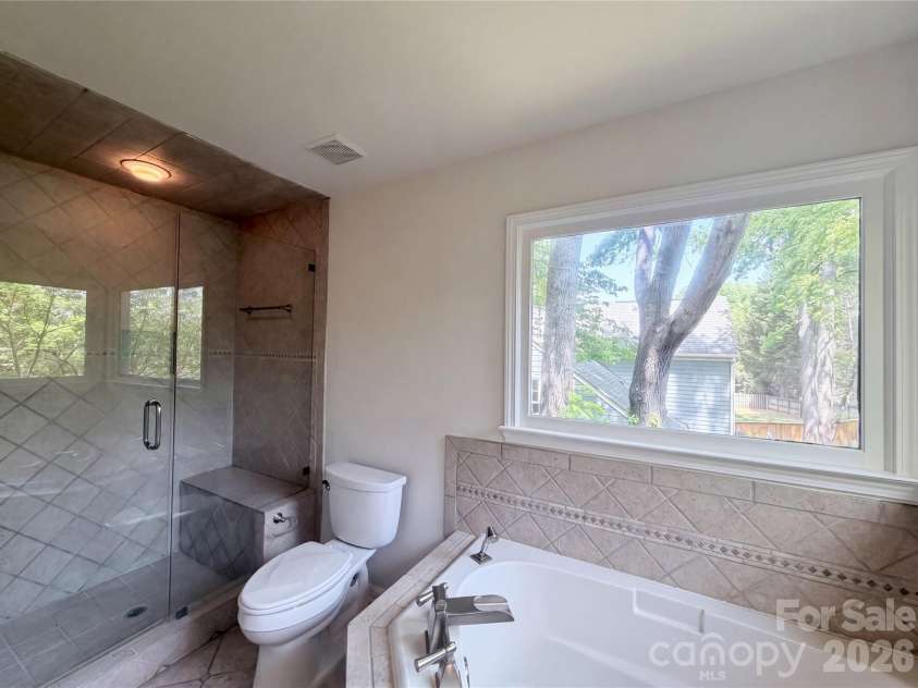 17206 Shadow Bark Drive, Cornelius, NC 28031.  MLS# CAR4378472, YatesRealty ID 22728. 