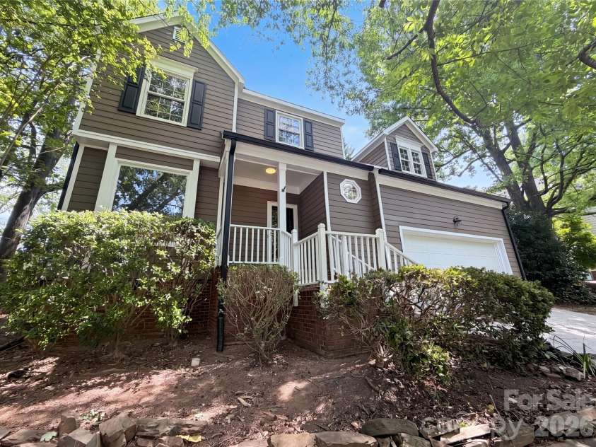 17206 Shadow Bark Drive, Cornelius, NC 28031.  MLS# CAR4378472, YatesRealty ID 22728. 