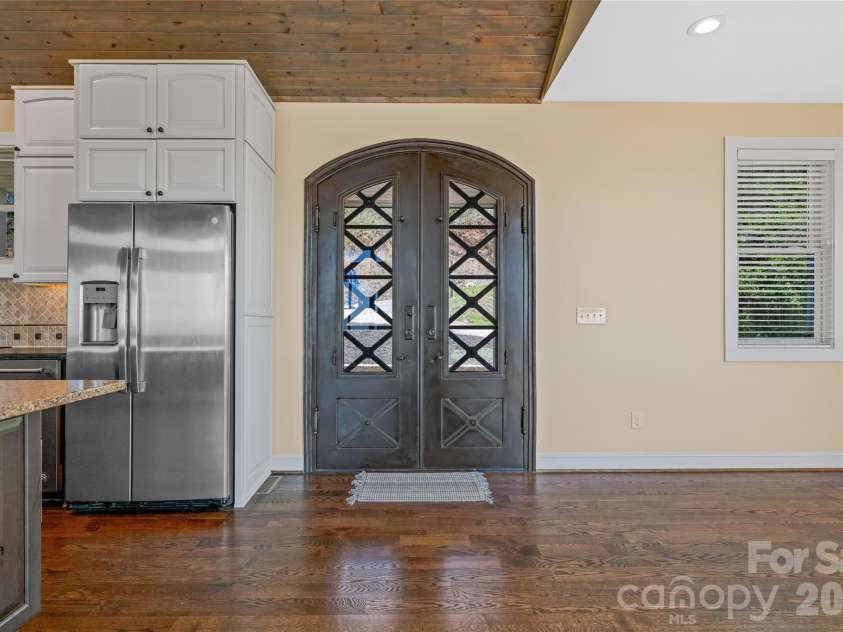 179 Serenity Ridge Trail, Asheville, NC 28804.  MLS# CAR4361567, YatesRealty ID 22729. 