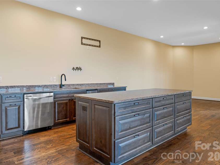 179 Serenity Ridge Trail, Asheville, NC 28804.  MLS# CAR4361567, YatesRealty ID 22729. 