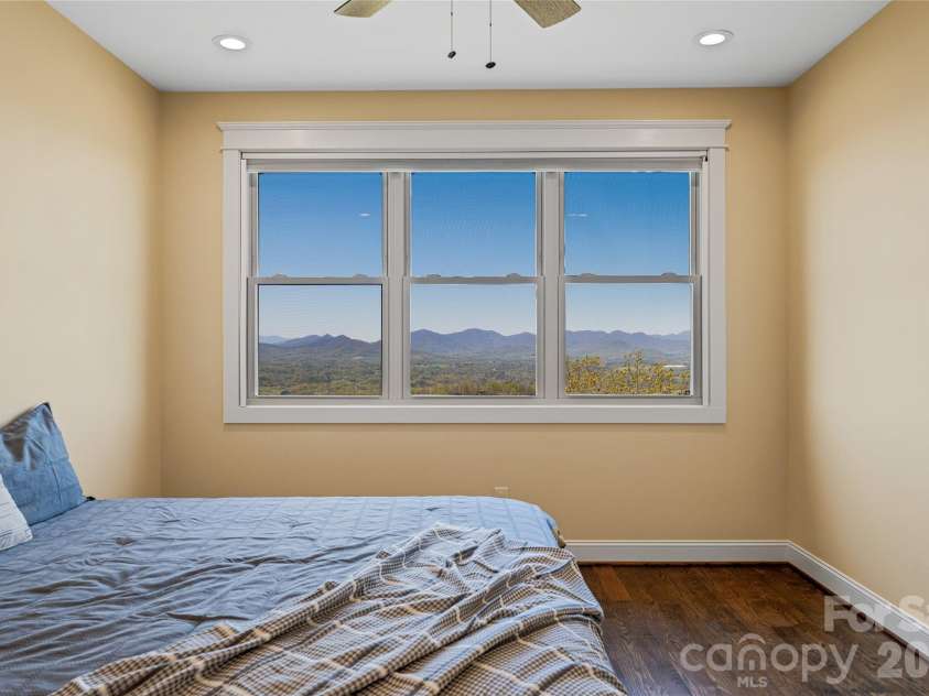 179 Serenity Ridge Trail, Asheville, NC 28804.  MLS# CAR4361567, YatesRealty ID 22729. 