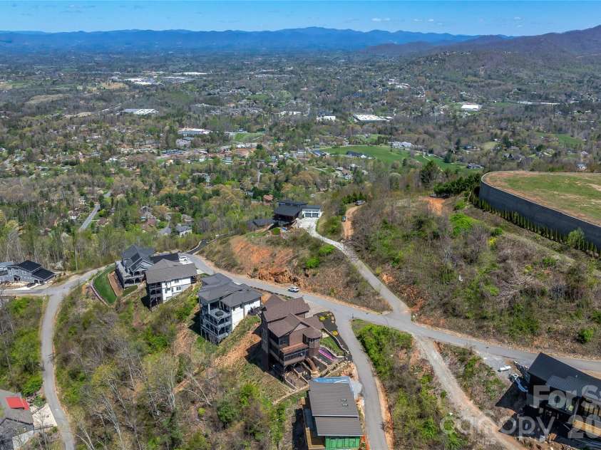 179 Serenity Ridge Trail, Asheville, NC 28804.  MLS# CAR4361567, YatesRealty ID 22729. 