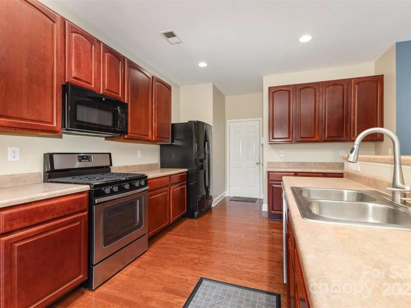 237 Lylic Woods Drive, Fort Mill, SC 29715.  MLS# CAR4268225, YatesRealty ID 22729. 