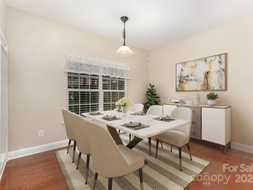 237 Lylic Woods Drive, Fort Mill, SC 29715.  MLS# CAR4268225, YatesRealty ID 22729. Virtually staged eat-in dining area.