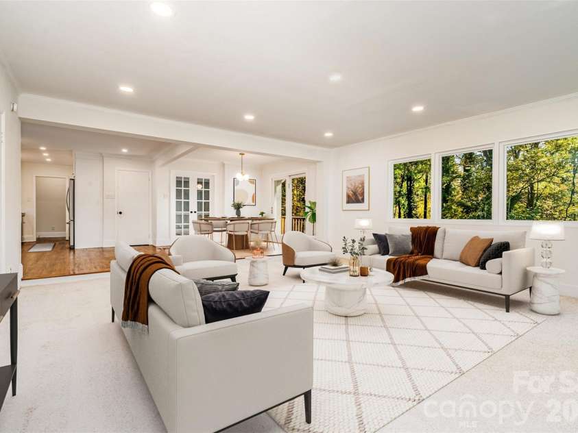 1118 Jenkins Drive, Charlotte, NC 28212.  MLS# CAR4314776, YatesRealty ID 2273. 