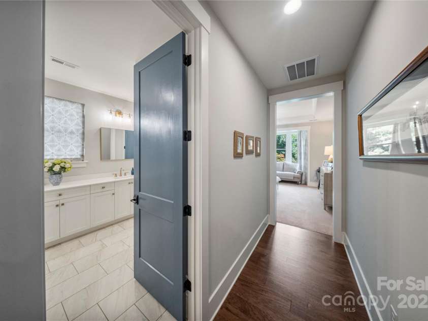 12047 Huntson Reserve Road, Huntersville, NC 28078.  MLS# CAR4301440, YatesRealty ID 2273. Primary Bathroom
