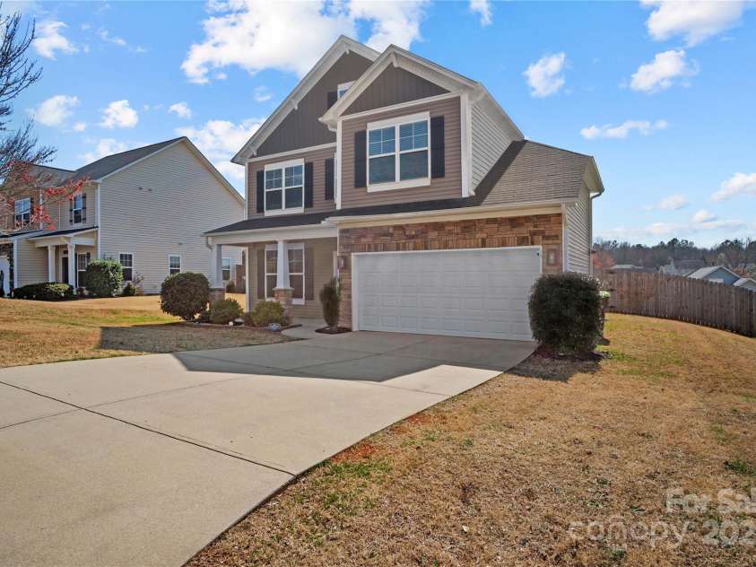 535 Branch Wood Drive, Boiling Springs, SC 29316.  MLS# CAR4235459, YatesRealty ID 2273. 