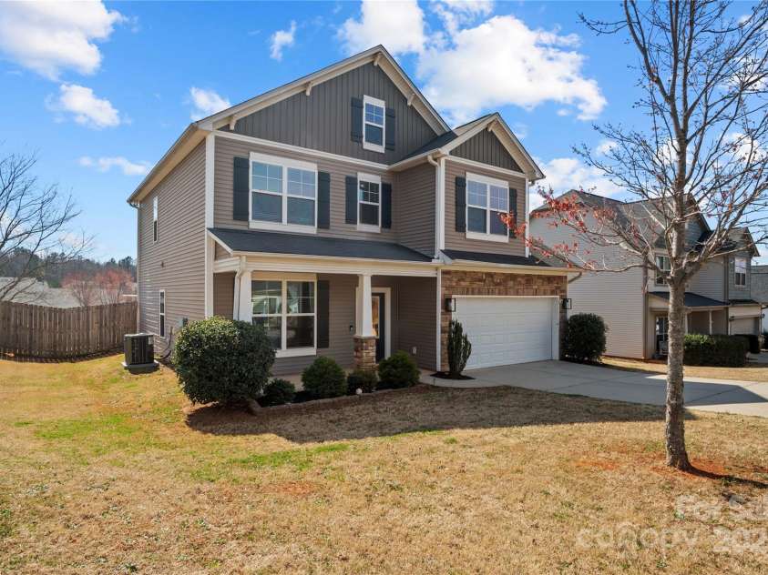 535 Branch Wood Drive, Boiling Springs, SC 29316.  MLS# CAR4235459, YatesRealty ID 2273. 