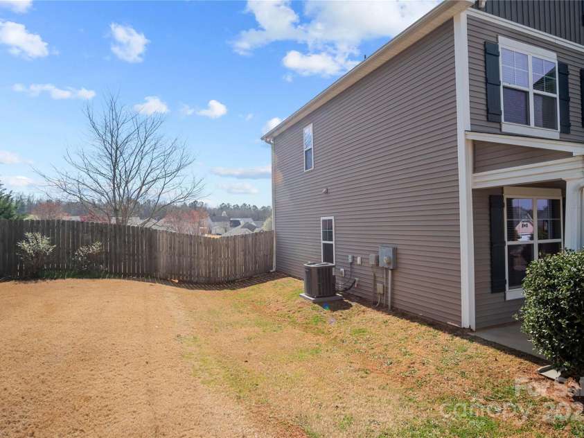 535 Branch Wood Drive, Boiling Springs, SC 29316.  MLS# CAR4235459, YatesRealty ID 2273. 