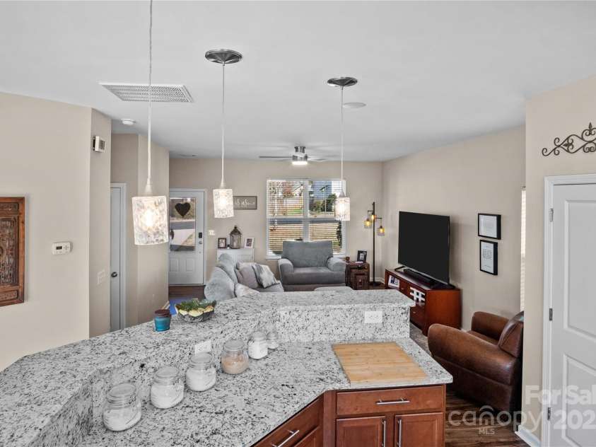 535 Branch Wood Drive, Boiling Springs, SC 29316.  MLS# CAR4235459, YatesRealty ID 2273. 