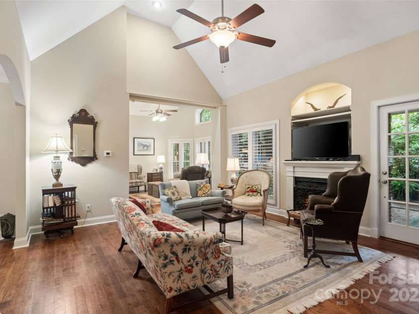 23 Tanglewood Road, Clover, SC 29710.  MLS# CAR4270527, YatesRealty ID 22730. 