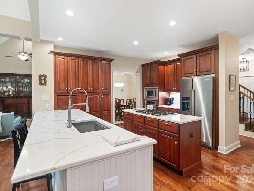 23 Tanglewood Road, Clover, SC 29710.  MLS# CAR4270527, YatesRealty ID 22730. 