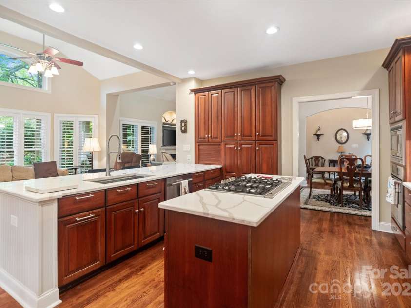 23 Tanglewood Road, Clover, SC 29710.  MLS# CAR4270527, YatesRealty ID 22730. 