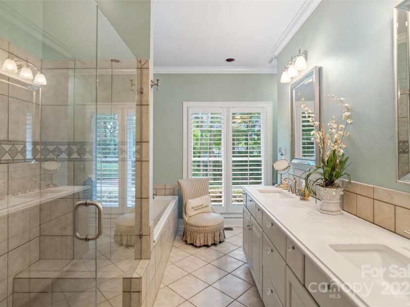 23 Tanglewood Road, Clover, SC 29710.  MLS# CAR4270527, YatesRealty ID 22730. 