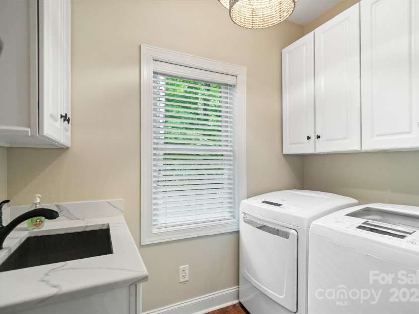 23 Tanglewood Road, Clover, SC 29710.  MLS# CAR4270527, YatesRealty ID 22730. 