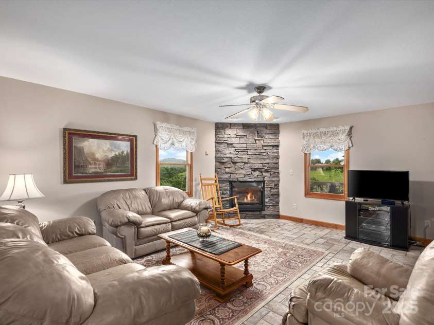 132 Rabbit Ham Road, Leicester, NC 28748.  MLS# CAR4270318, YatesRealty ID 22731. 