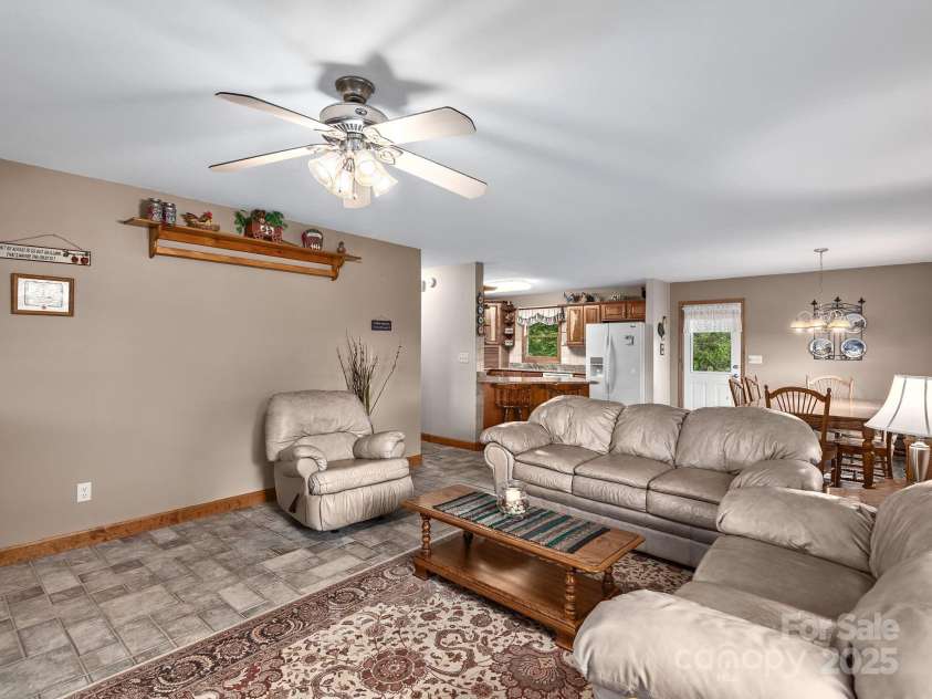 132 Rabbit Ham Road, Leicester, NC 28748.  MLS# CAR4270318, YatesRealty ID 22731. 