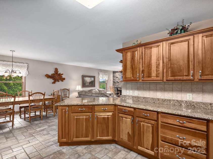 132 Rabbit Ham Road, Leicester, NC 28748.  MLS# CAR4270318, YatesRealty ID 22731. 