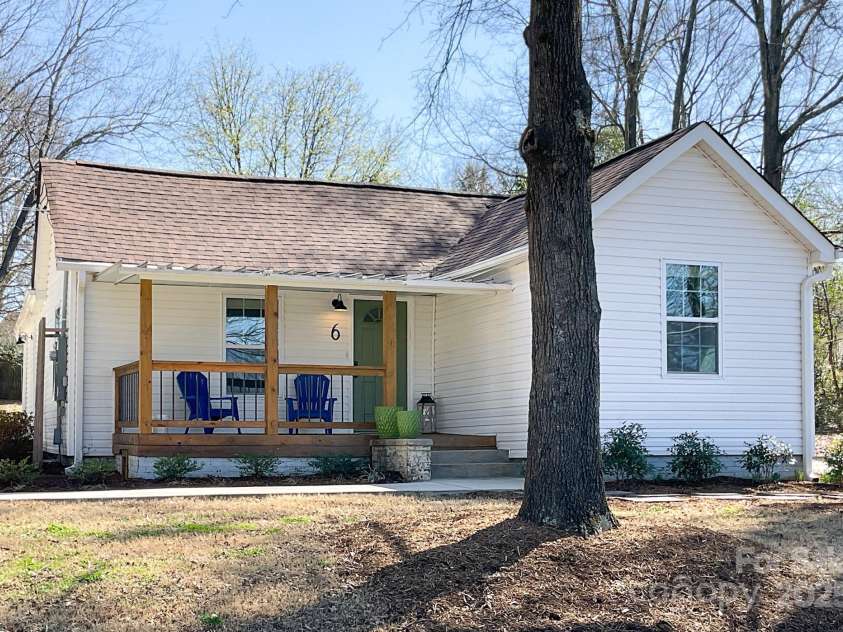 6 Littlefield Street, Inman, SC 29349.  MLS# CAR4234138, YatesRealty ID 22732. 