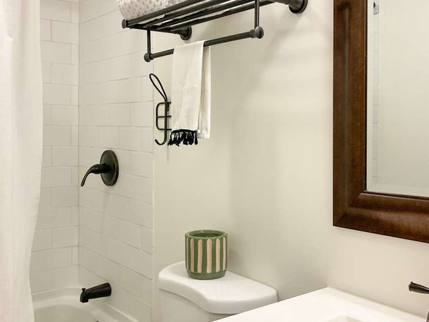 6 Littlefield Street, Inman, SC 29349.  MLS# CAR4234138, YatesRealty ID 22732. 