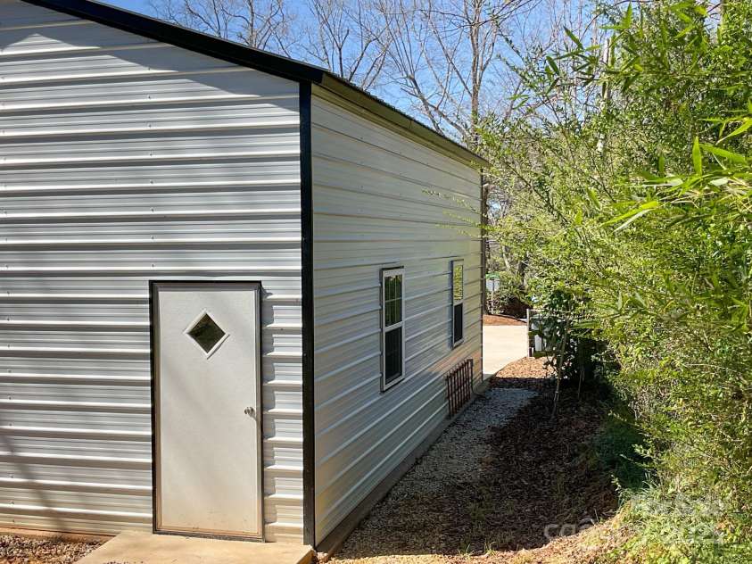 6 Littlefield Street, Inman, SC 29349.  MLS# CAR4234138, YatesRealty ID 22732. 