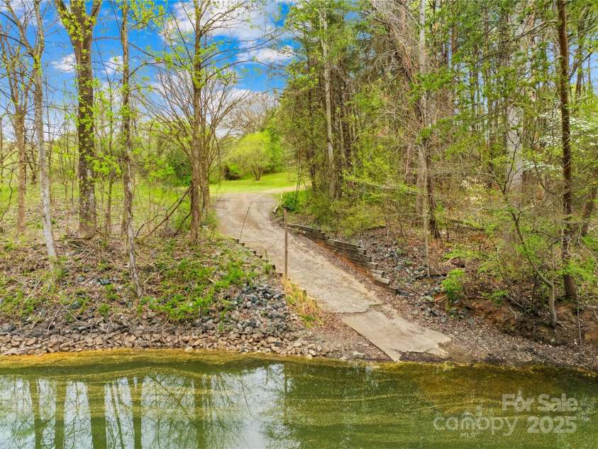 158 Regency Road, Mooresville, NC 28117.  MLS# CAR4242113, YatesRealty ID 22733. Boat Ramp to Lake Norman - Community access only
