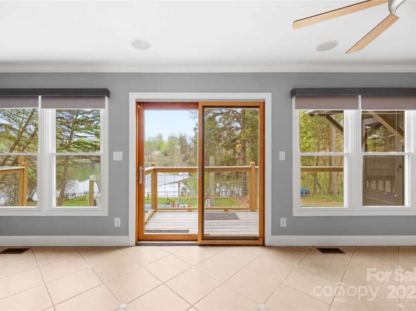 158 Regency Road, Mooresville, NC 28117.  MLS# CAR4242113, YatesRealty ID 22733. Main living room, dining room off kitchen