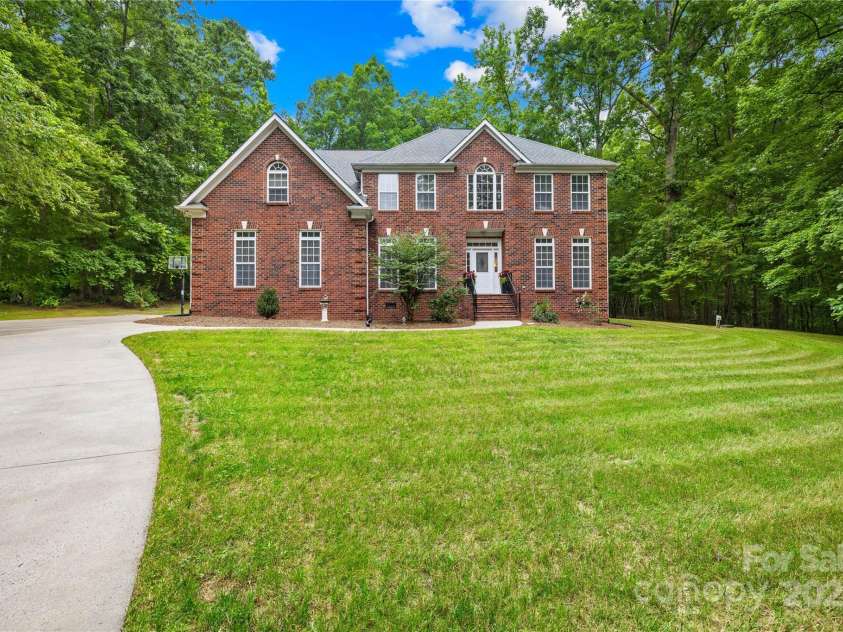 763 Evans Manor Drive, Weddington, NC 28104.  MLS# CAR4261345, YatesRealty ID 22735. 