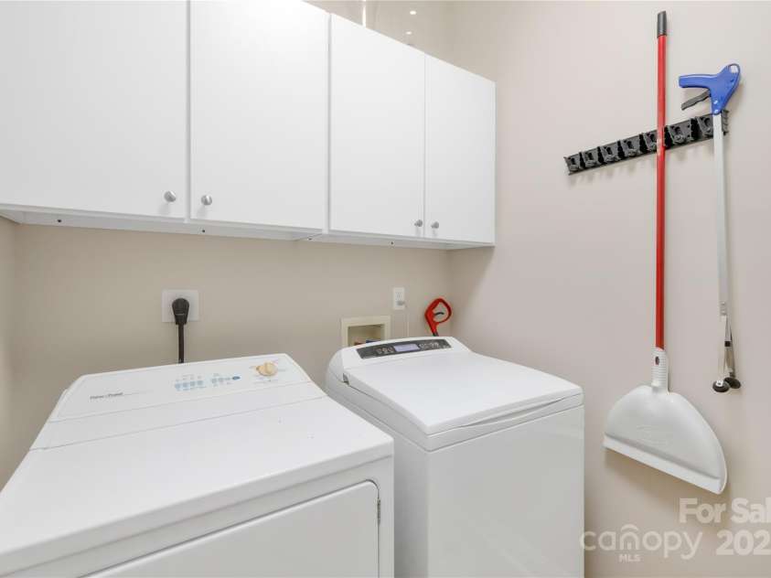 763 Evans Manor Drive, Weddington, NC 28104.  MLS# CAR4261345, YatesRealty ID 22735. 