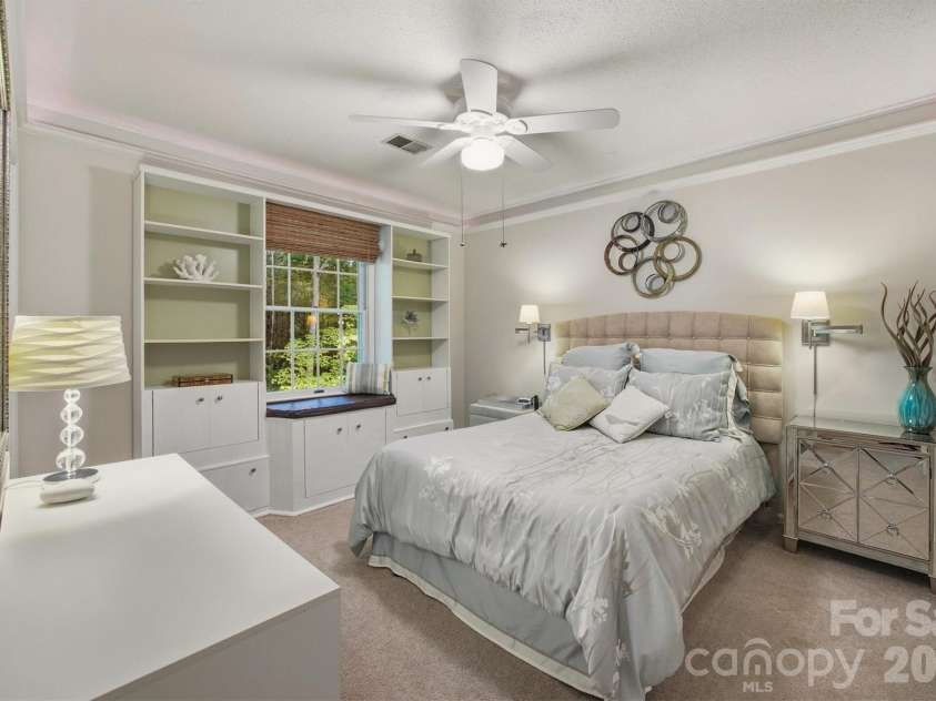 105 Horse Shoe Lane, Morganton, NC 28655.  MLS# CAR4377621, YatesRealty ID 22736. 