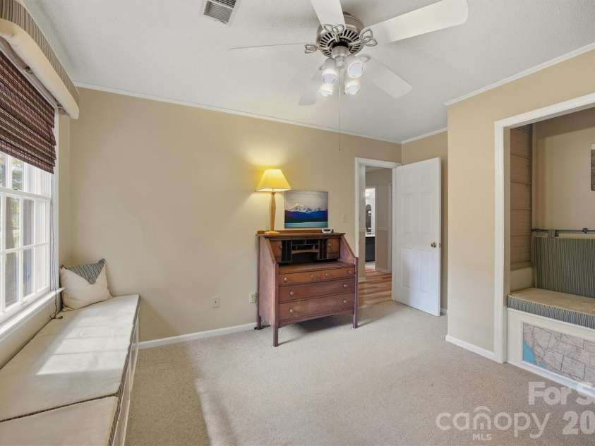105 Horse Shoe Lane, Morganton, NC 28655.  MLS# CAR4377621, YatesRealty ID 22736. 