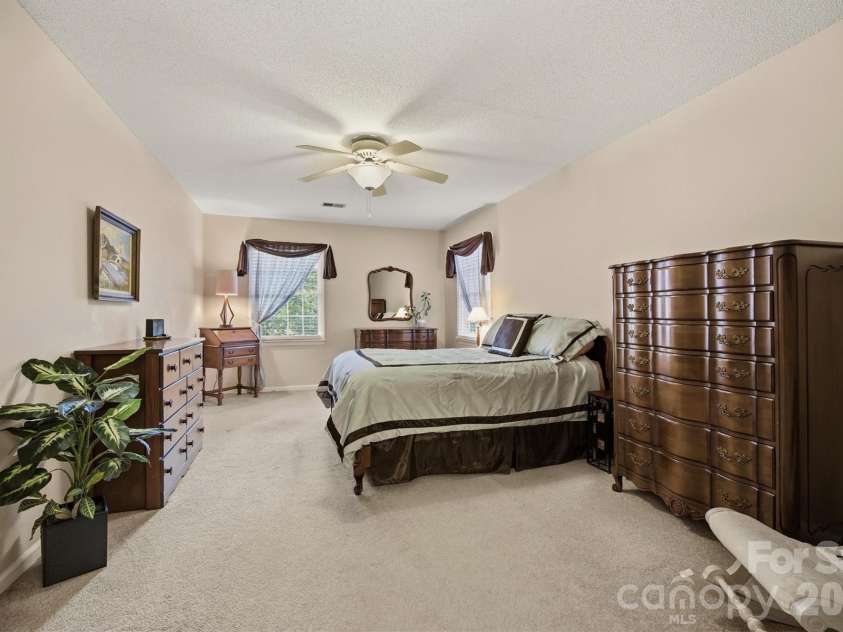 105 Horse Shoe Lane, Morganton, NC 28655.  MLS# CAR4377621, YatesRealty ID 22736. 
