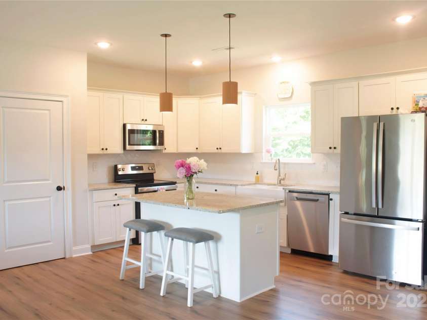 205 Spring Creek Drive, Mount Holly, NC 28120.  MLS# CAR4272747, YatesRealty ID 22737. 