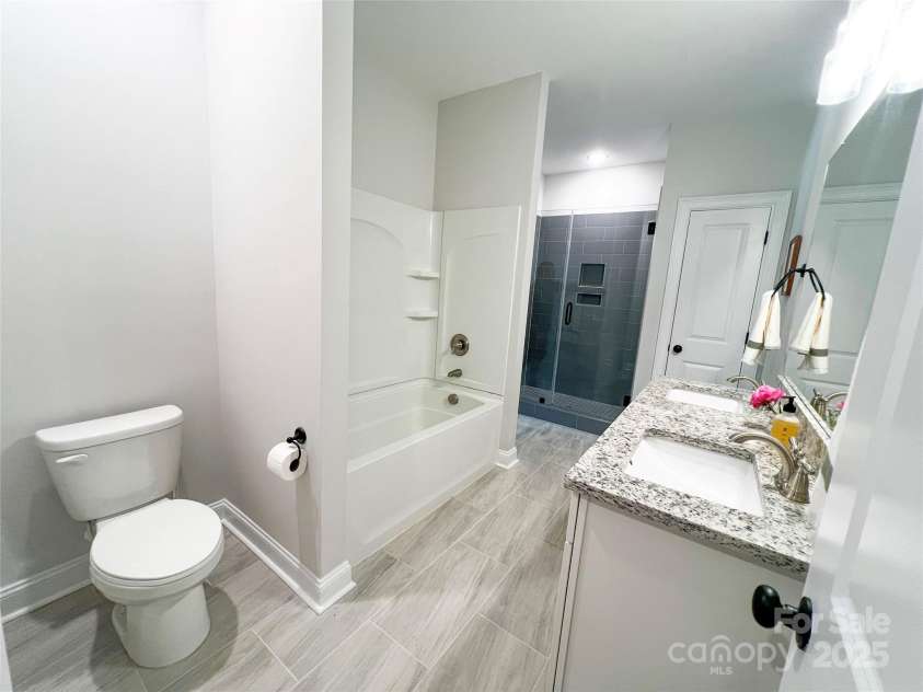 205 Spring Creek Drive, Mount Holly, NC 28120.  MLS# CAR4272747, YatesRealty ID 22737. 