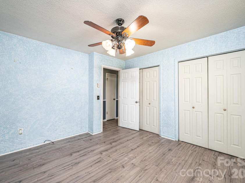 2681 Tumbleweed Drive, Lenoir, NC 28645.  MLS# CAR4362488, YatesRealty ID 22737. 