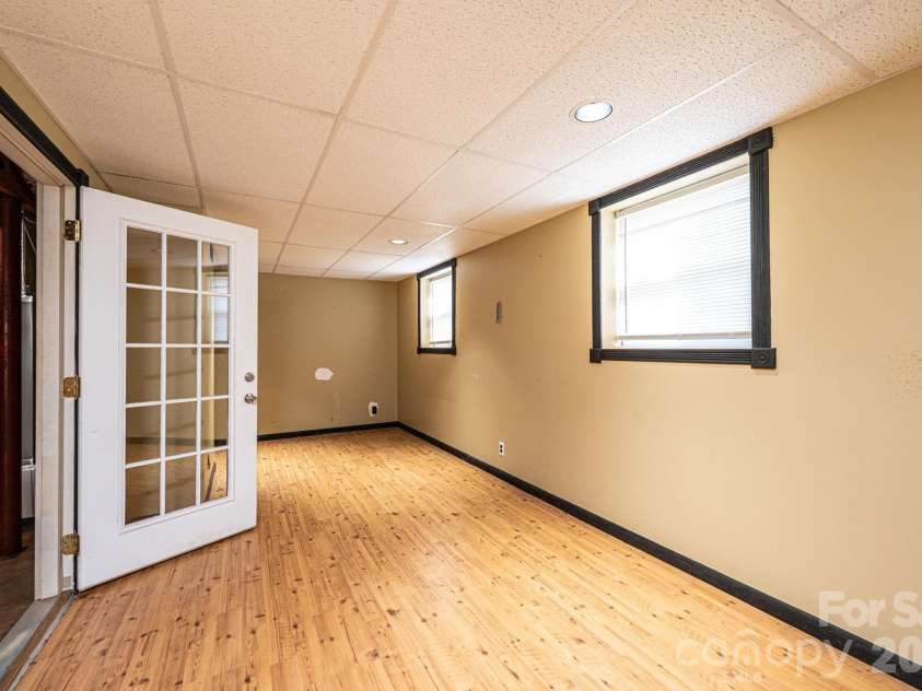 2681 Tumbleweed Drive, Lenoir, NC 28645.  MLS# CAR4362488, YatesRealty ID 22737. 