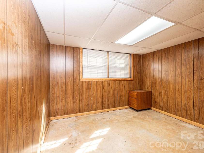 2681 Tumbleweed Drive, Lenoir, NC 28645.  MLS# CAR4362488, YatesRealty ID 22737. 