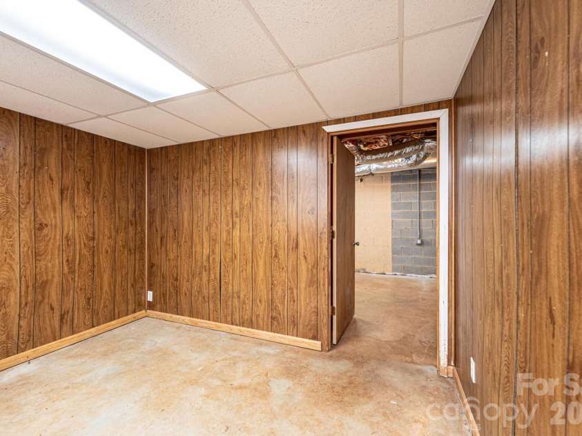 2681 Tumbleweed Drive, Lenoir, NC 28645.  MLS# CAR4362488, YatesRealty ID 22737. 